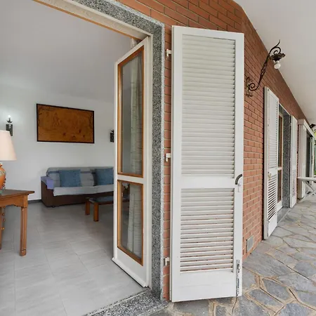 Mary Hotel